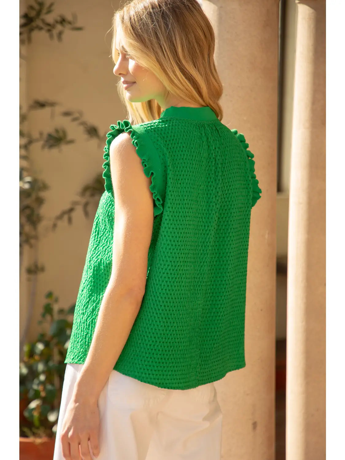 Shirts Women’s Sleeveless Ruffle Rib Textured 34168-1