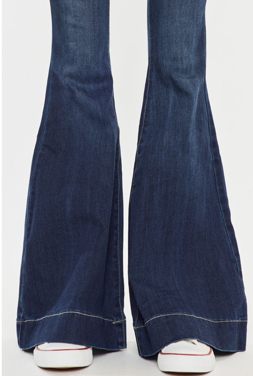 Jeans Women’s Kancan High Rise Super Flare KC11243D