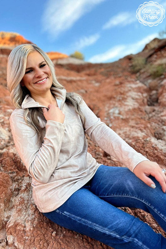 Outerwear Women’s The Dusty Roads Pullover