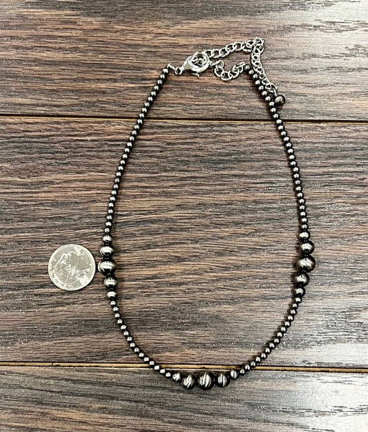 738118, 15" Clustered Polish Navajo Necklace