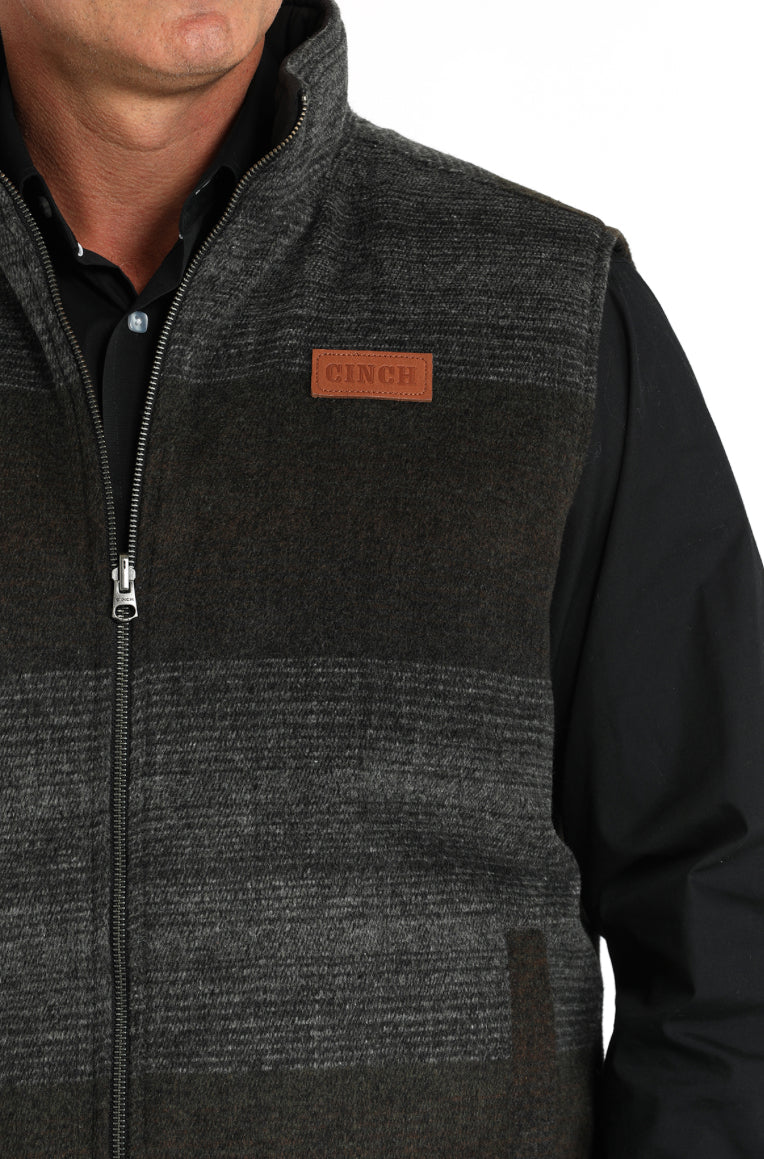 Outerwear Men’s Cinch Vest Charcoal Reversible MWV1911001