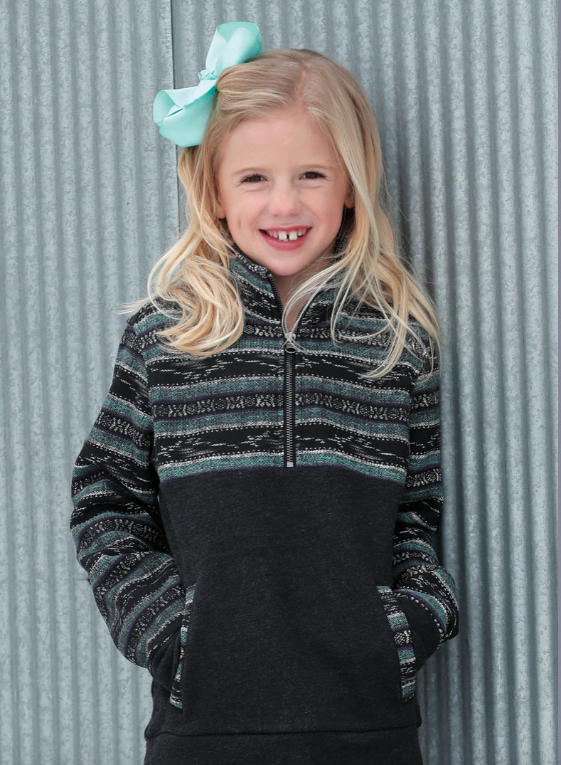 Outerwear Kids Cruel Black Saddle Blanket Pull Over CWK8880001