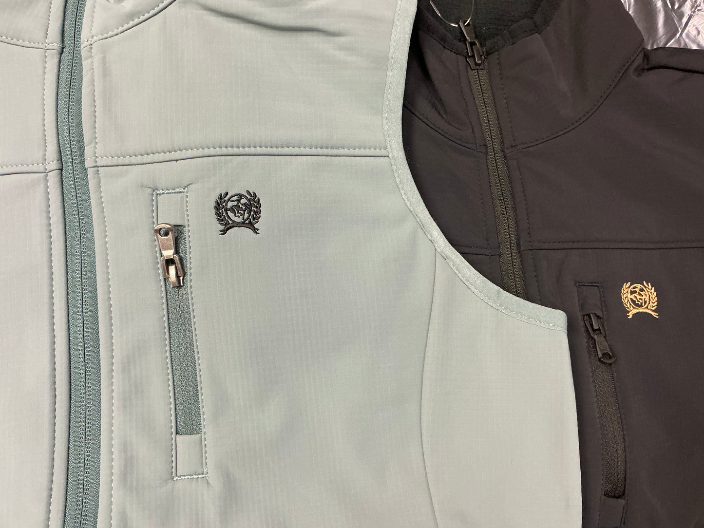 Outerwear Women’s Cinch Vest Wind Breaker MAV9922001 & MAV9922002