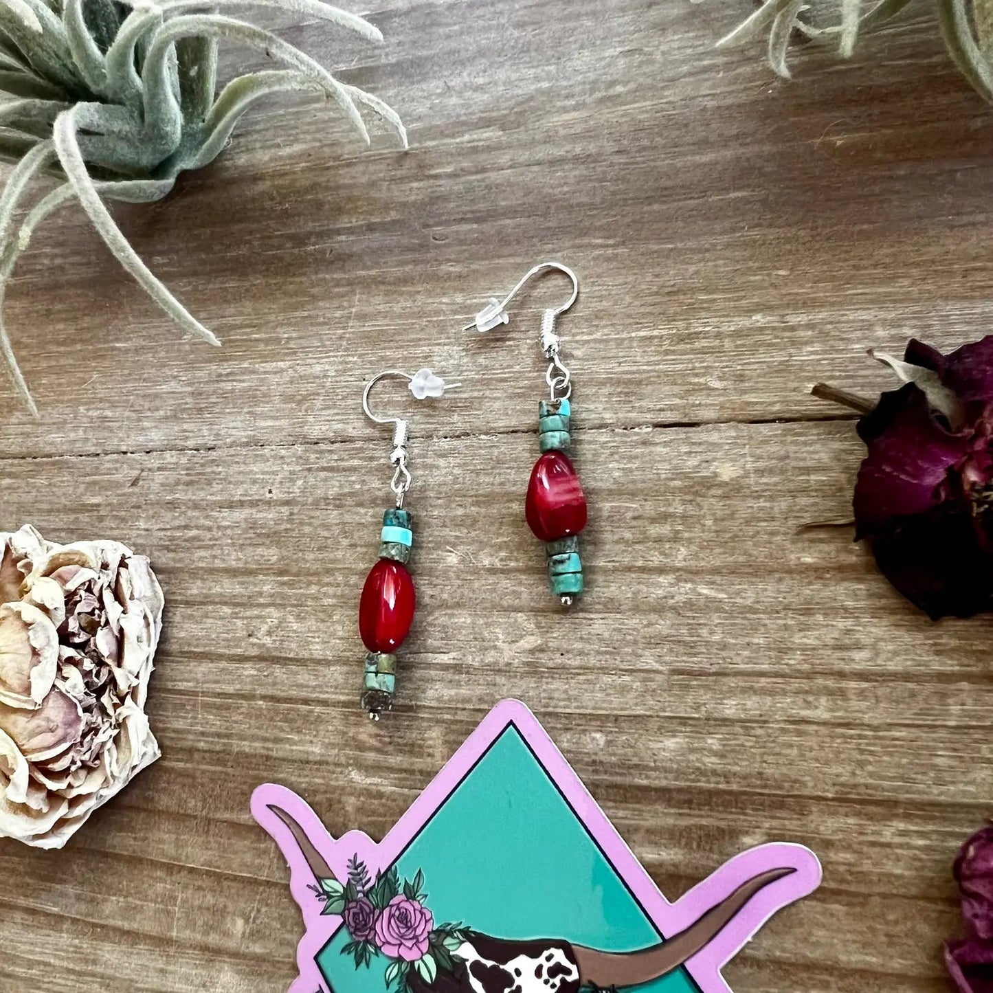 Jewelry Green Turquoise Dangle Earrings With Red Corral Accessories EAR-DAN-157-RED