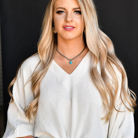 Jewelry 13" Dainty Faux Navajo Pearl Necklace with Oval Turquoise Pendant N594