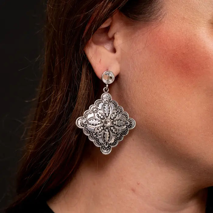 Jewelry Burnished Silver Concho Earrings. E818CLR