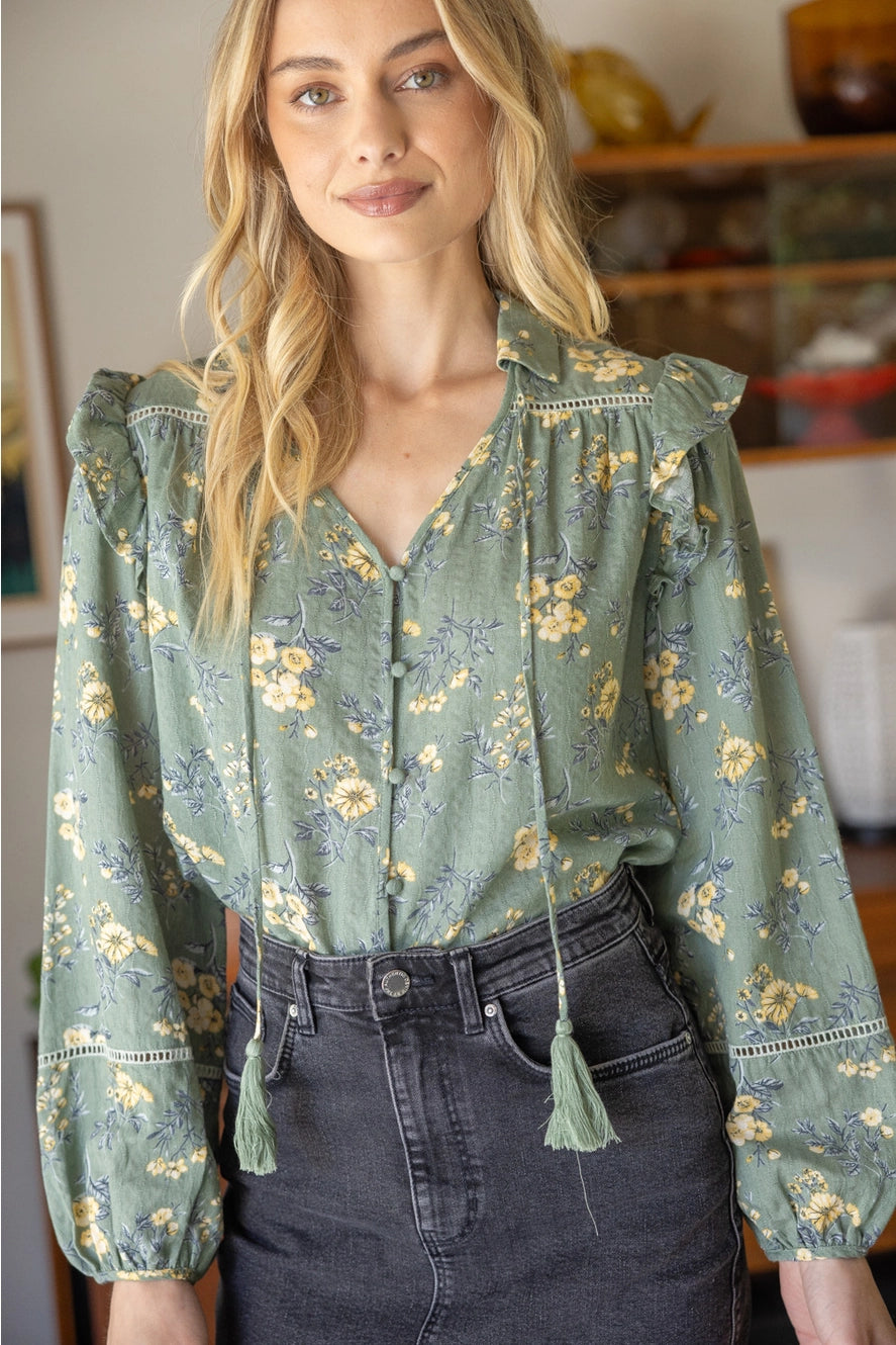 Shirts Women’s Long Sleeve Tasseled Attached Collar Sage Print 33222