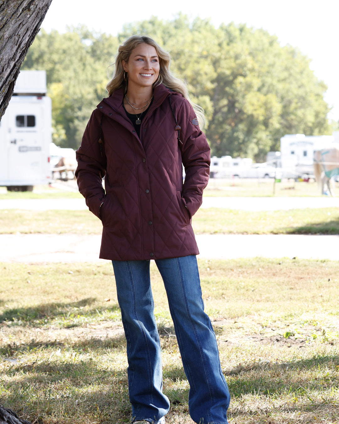 Outerwear Women’s Cinch Barn Coat Purple MAJ9903003
