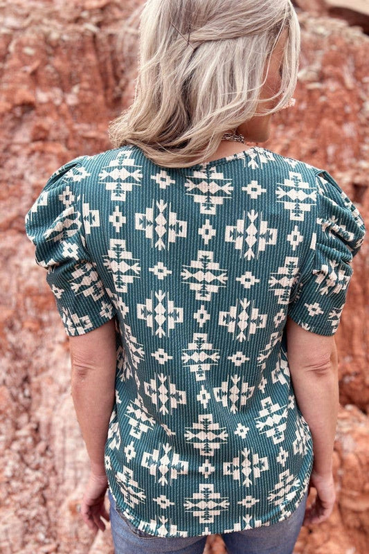 Shirts Women’s Short Sleeve Canyon Queen Top