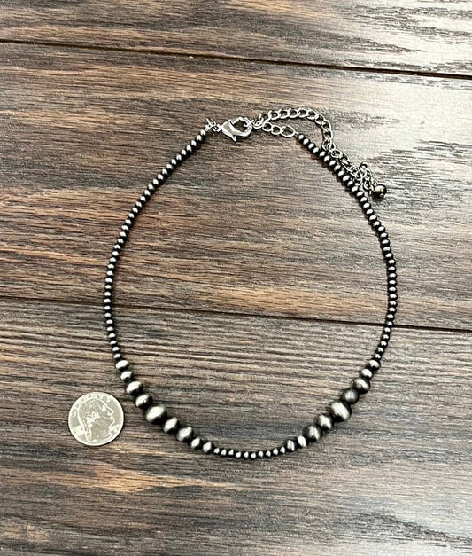 738977, Handmade 16" Clustered Navajo Bead Necklace