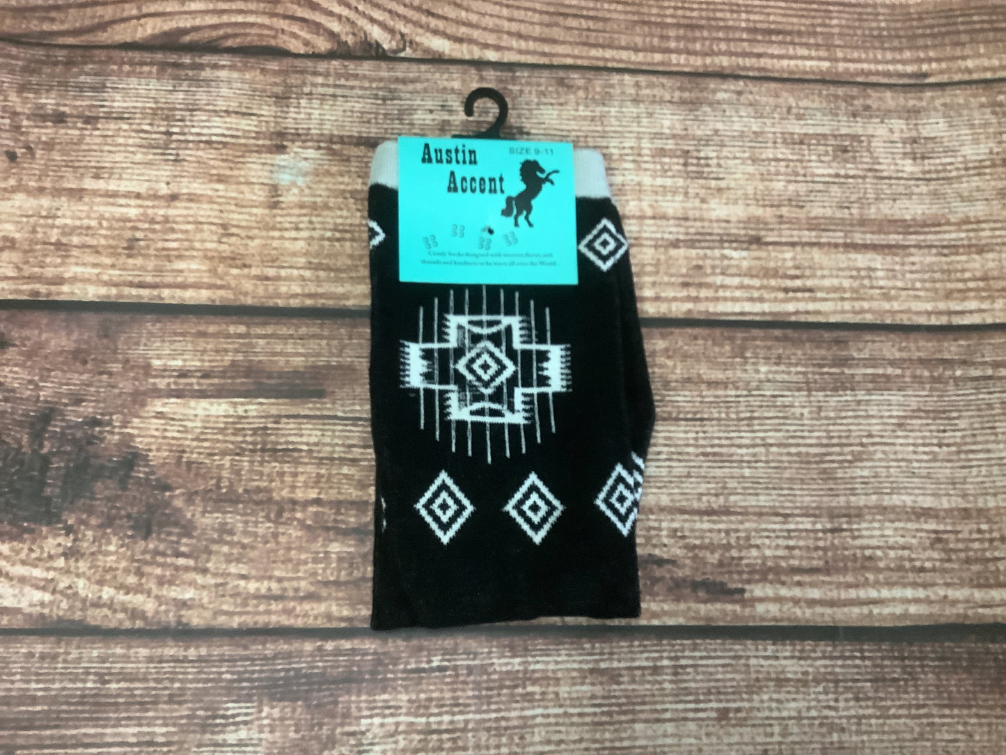 Socks Women’s Black Aztec Pattern 3431