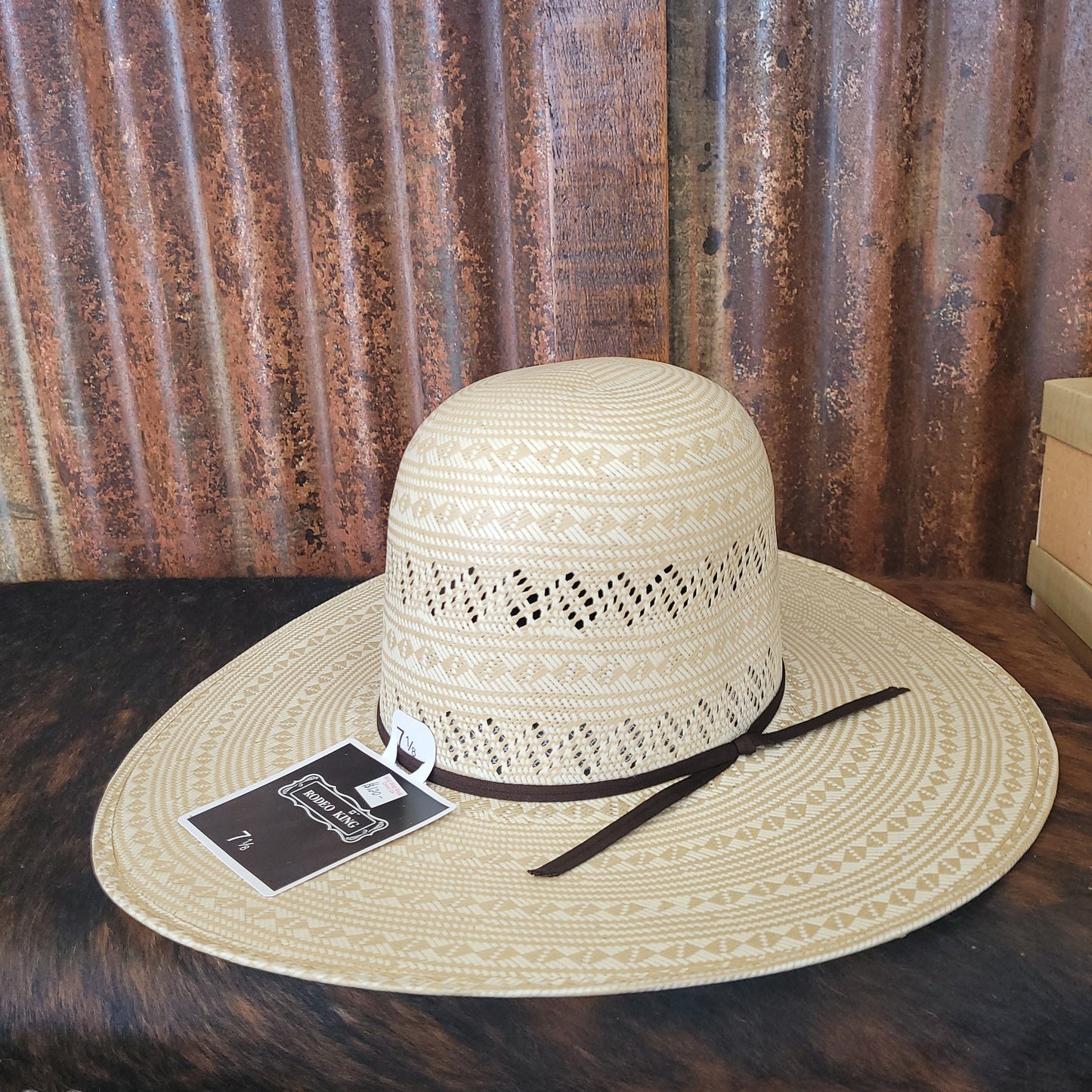 Straw Hats Rodeo King Prime Time