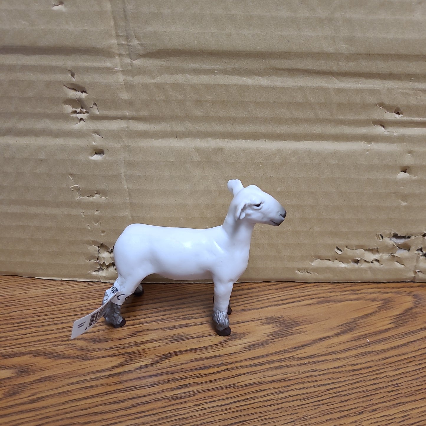 Toys Little Buster Market Lamb 200891