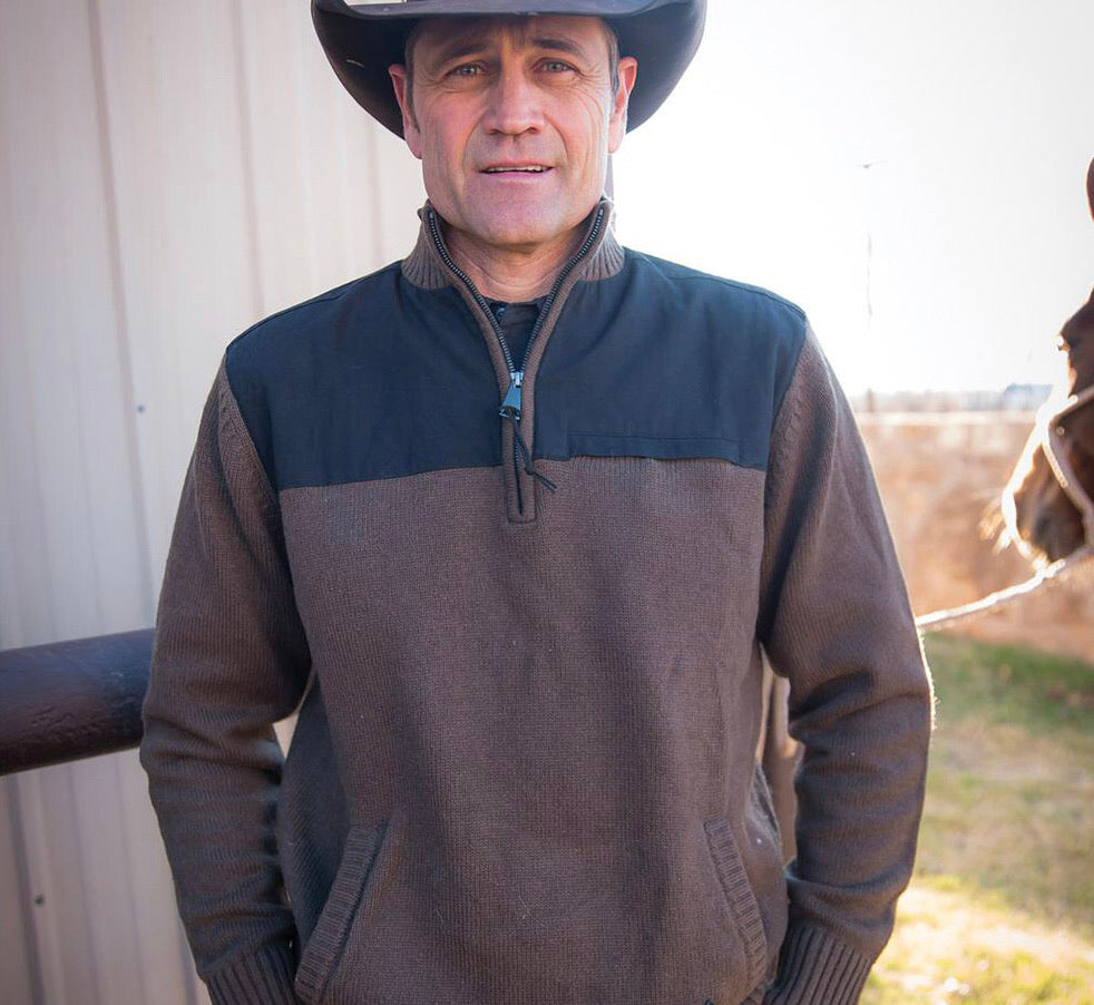 Outerwear Men’s Alamo Sweater Chocolate STS2493