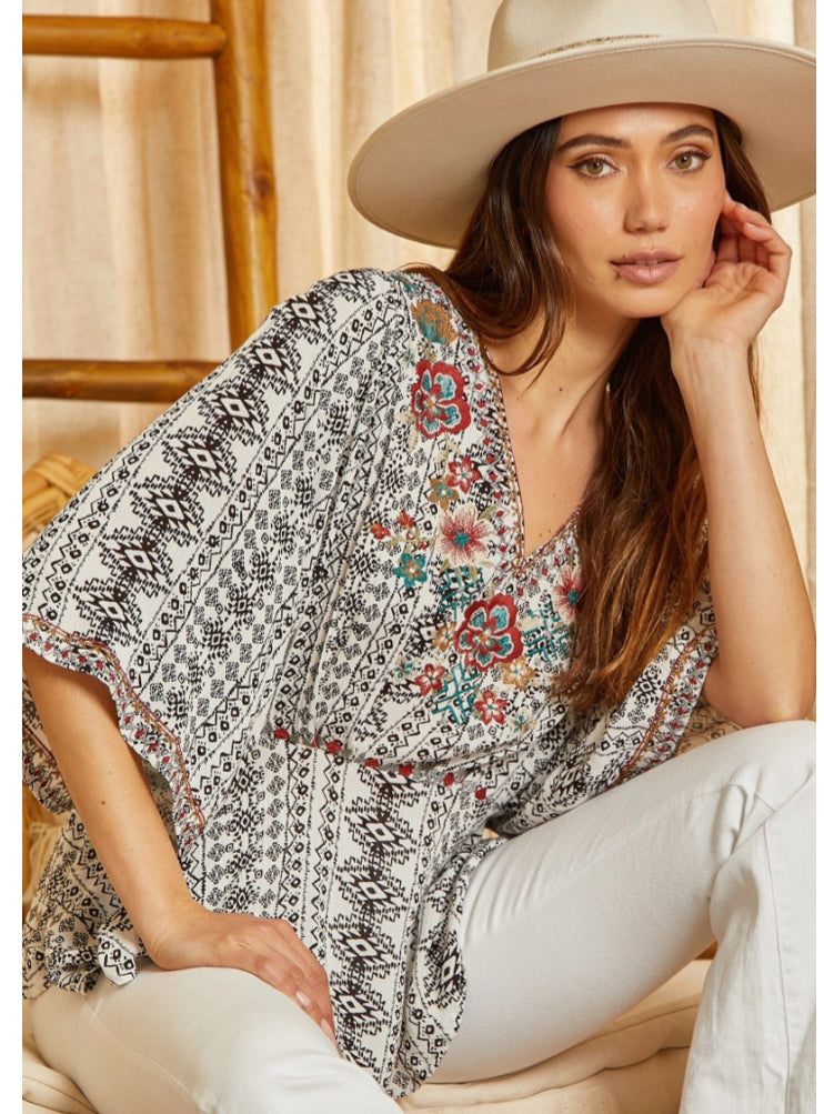 Women’s Shirt Floral & Aztec 19399-2