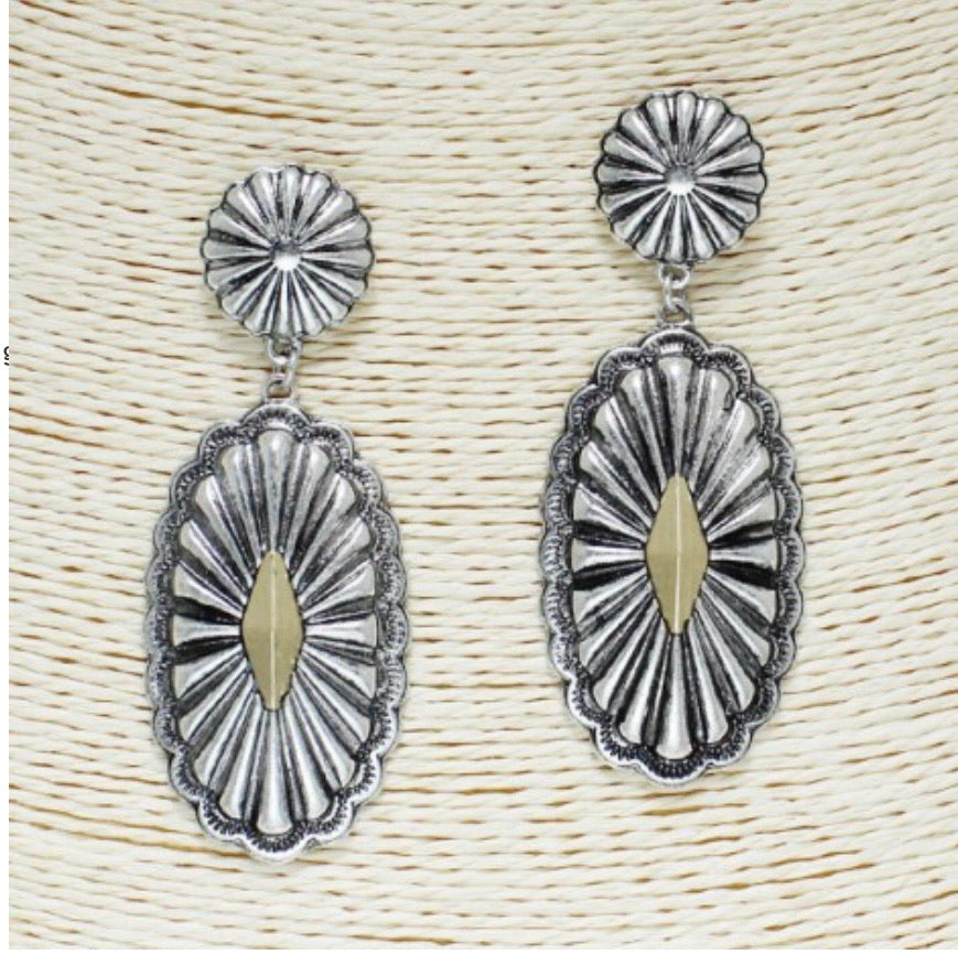 Jewelry Earrings Silver Navajo Two-tone Oval Earring OE2761 SB