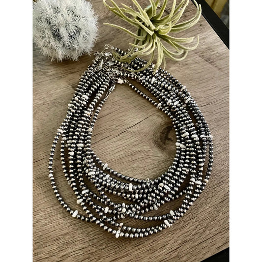 White Buffalo and 4 mm Navajo pearl choker necklace CHO-NAV-111-WHI