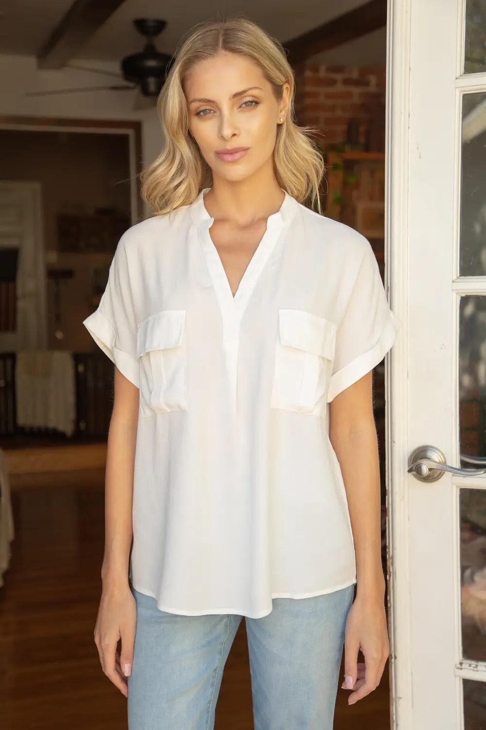 Shirts Women’s Black and White Pocket Detailed Dress Shirts