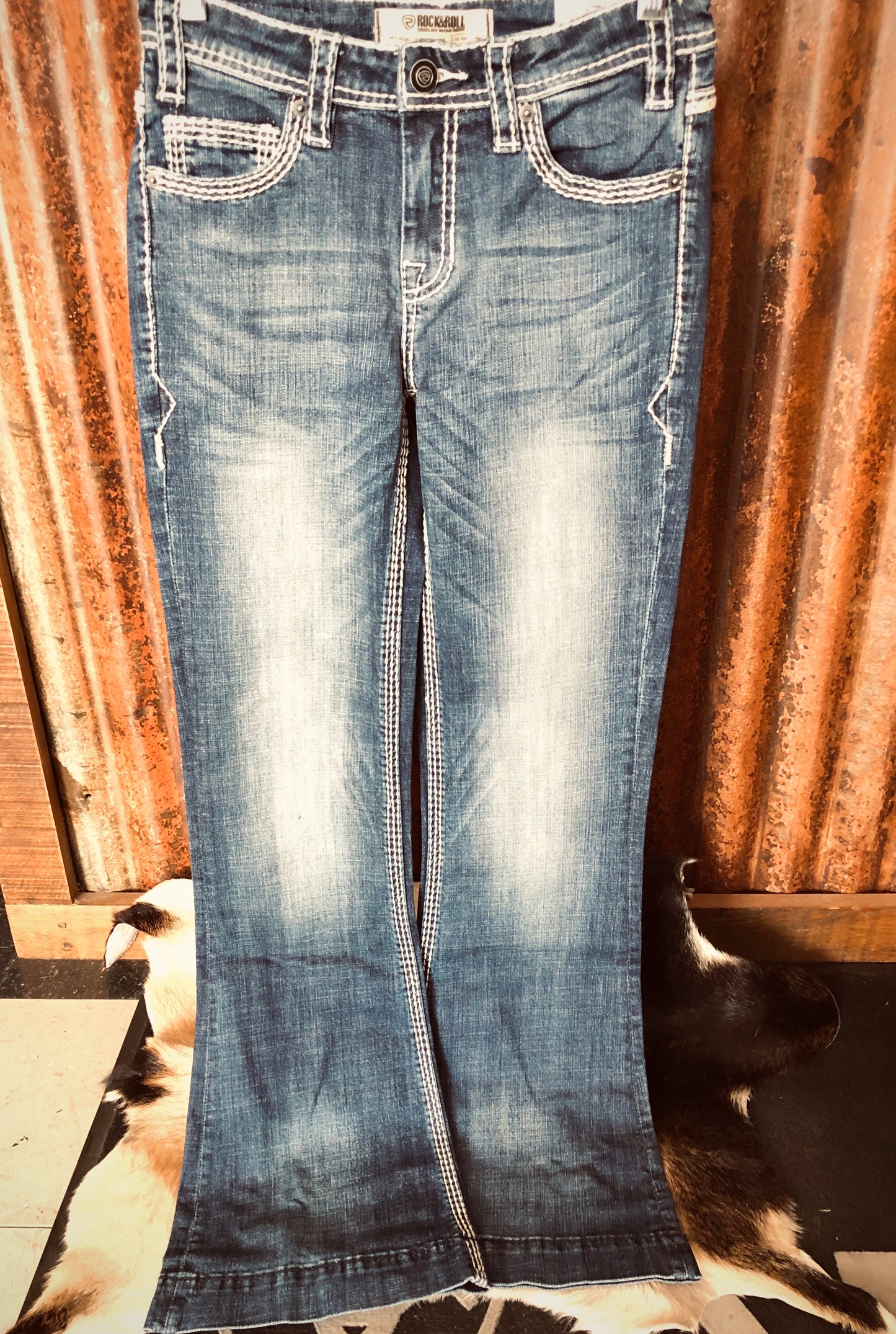 Jeans Women’s MidWash MidRise Trouser Jeans W8M9516