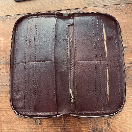 Wallet Tooled Leather Zip Closure Wallet ADBGZ362