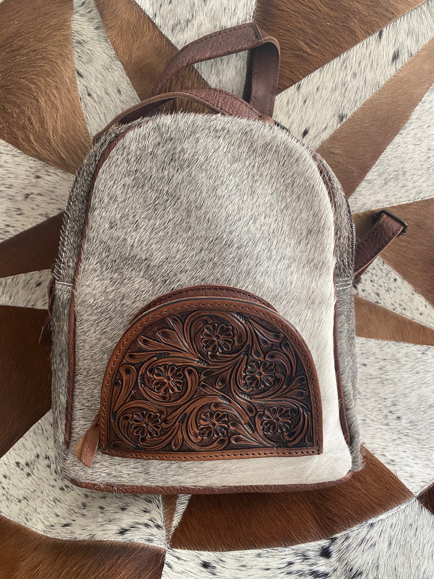 Purses American Darling tooled leather and cowhide Backpack ADBGS156BRAH
