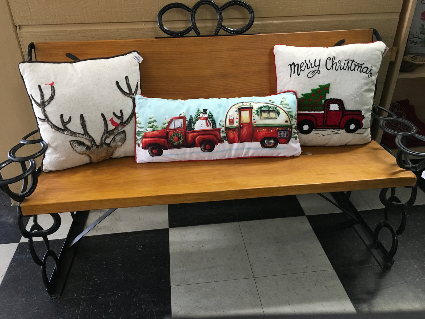 Giftware Christmas home decor,16”SQ Santas Ride.EX21441