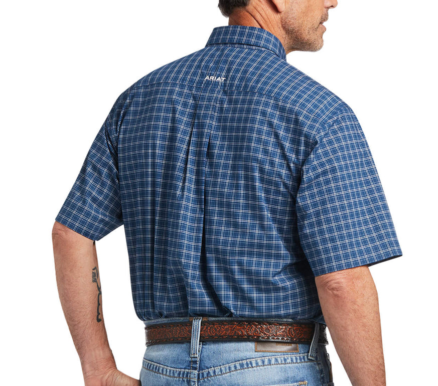 Men’s Ariat Short Sleeve Button Down Skyfall 10039749