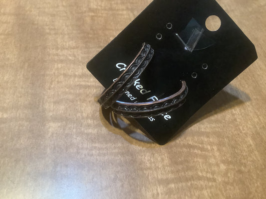 Jewelry EARRINGS AZTEC ENGRAVED or hammered metal HOOP DE386SBCL