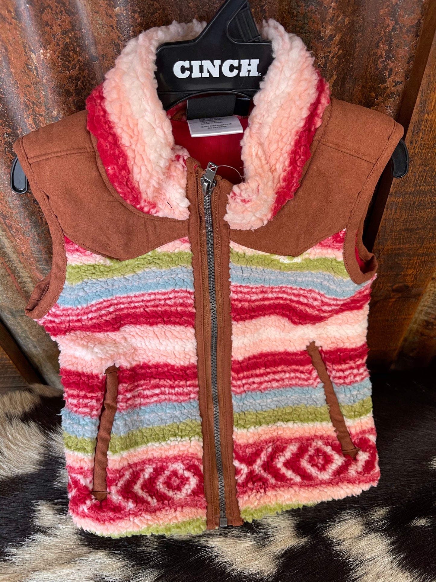 Outerwear Girl’s Sherpa Cruel Vest CWV8410002