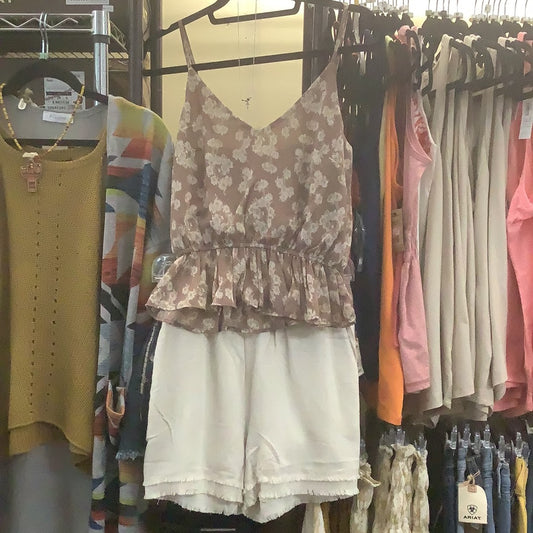 Shorts Women’s Double Tired Frayed Hem Clay and Cream