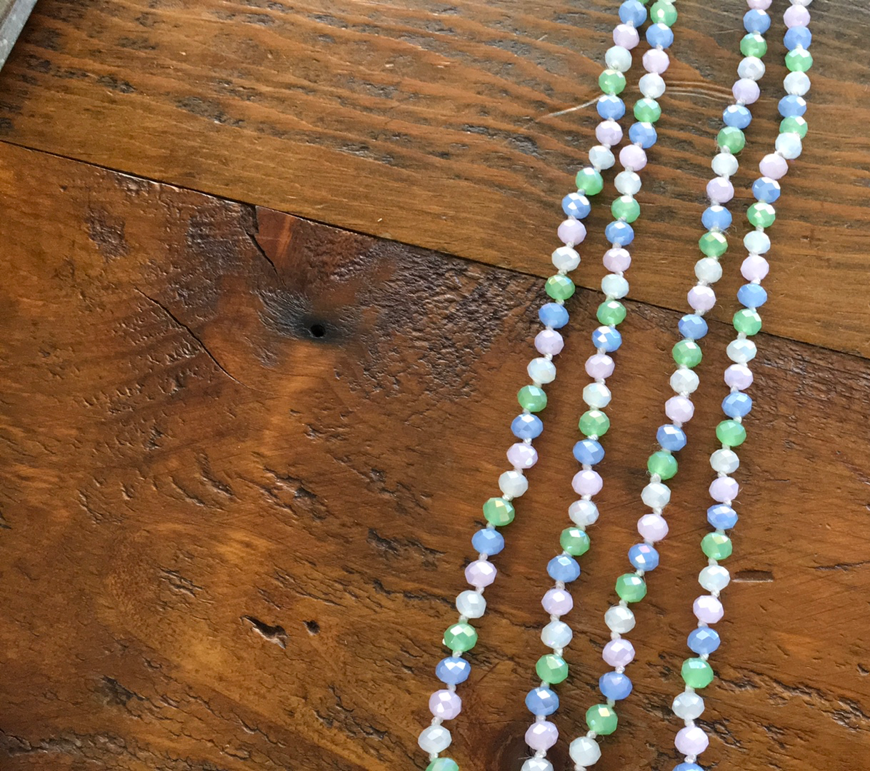 Necklaces sparkle beads in different colors RZN36005