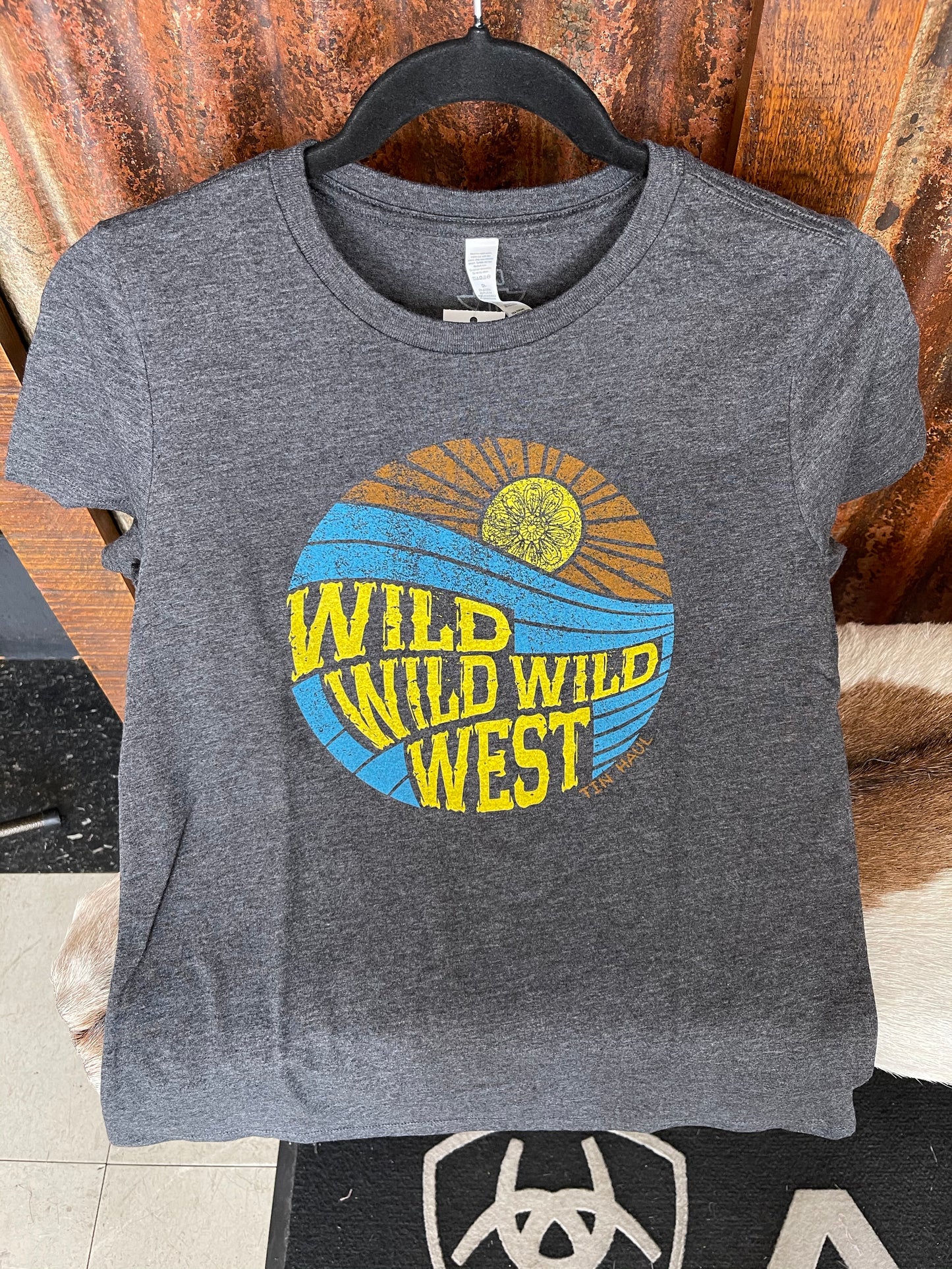 Women’s Shirts Tin Haul 1003905010912