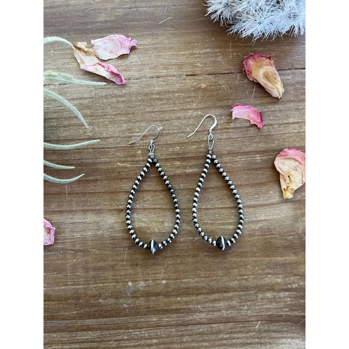 3mm Navajo pearl teardrop earrings EAR-NAV-038-DAN