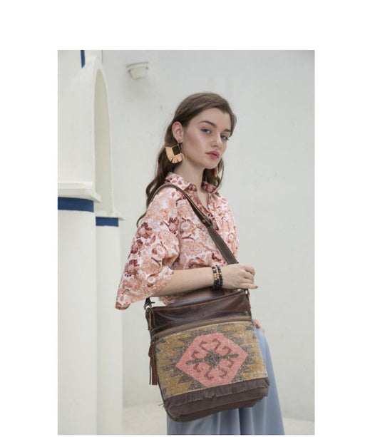 Purse PINK PATCHY SHOULDER Myra bag S-2001