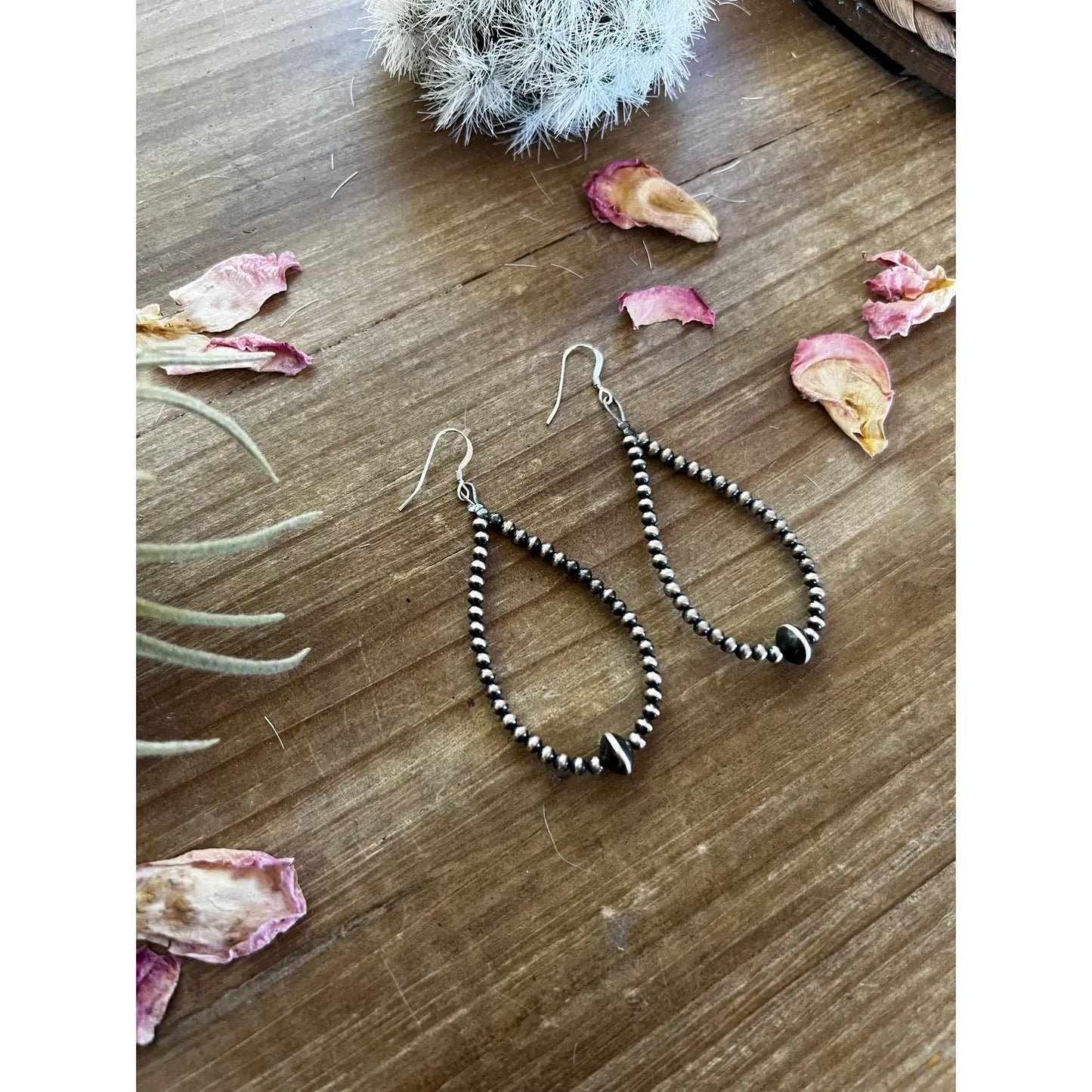 3mm Navajo pearl teardrop earrings EAR-NAV-038-DAN