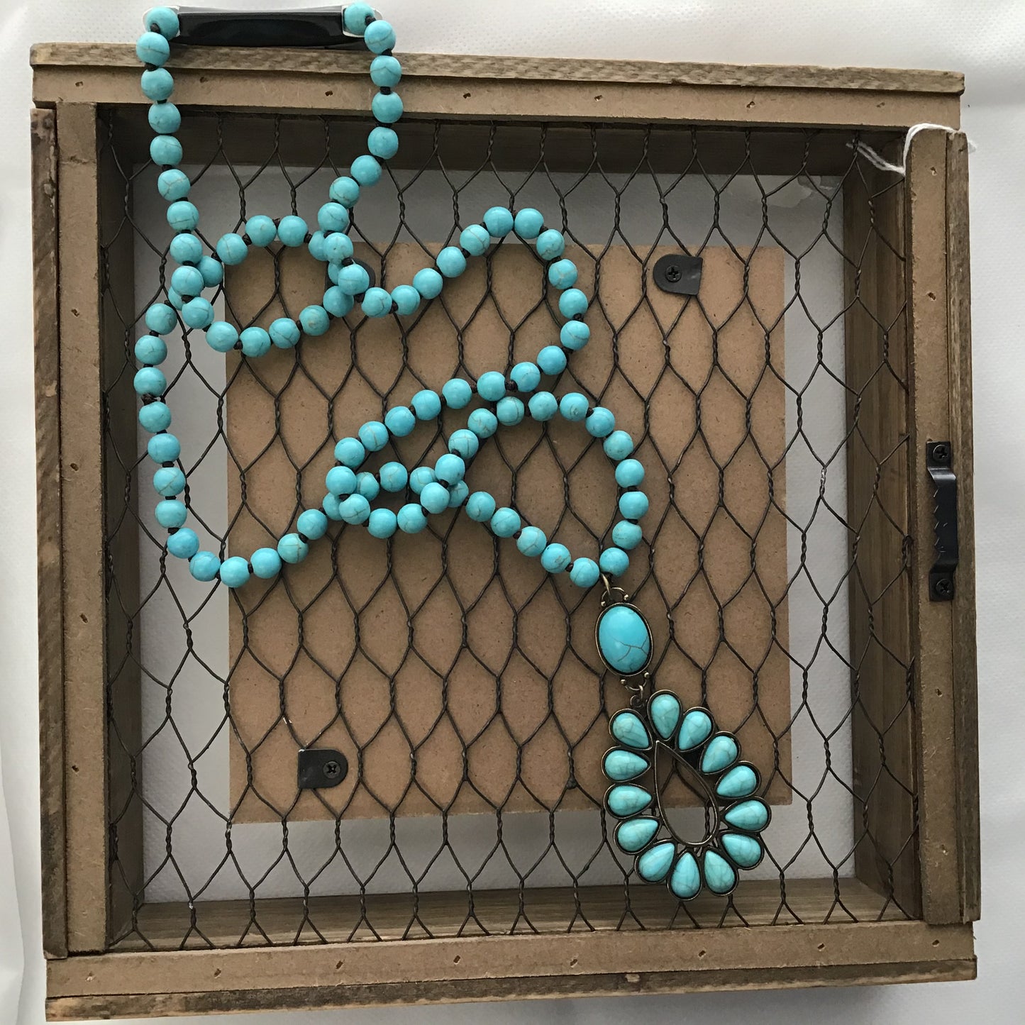 Turquoise bead teardrop bead necklace mid length