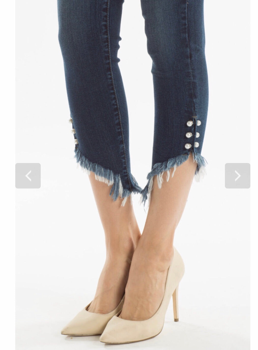 Jeans Women’s KanCan capris pearl bottoms KC6226D