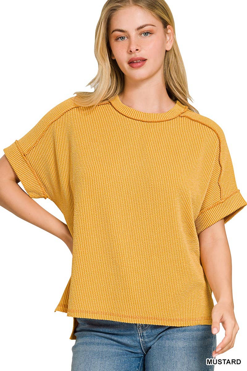 8451 Textured Line Short Cuff Sleeve Raw Edge Top