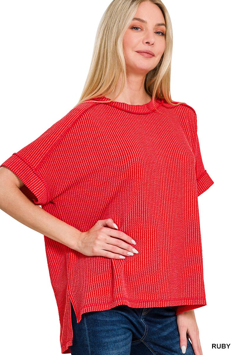 8451 Textured Line Short Cuff Sleeve Raw Edge Top