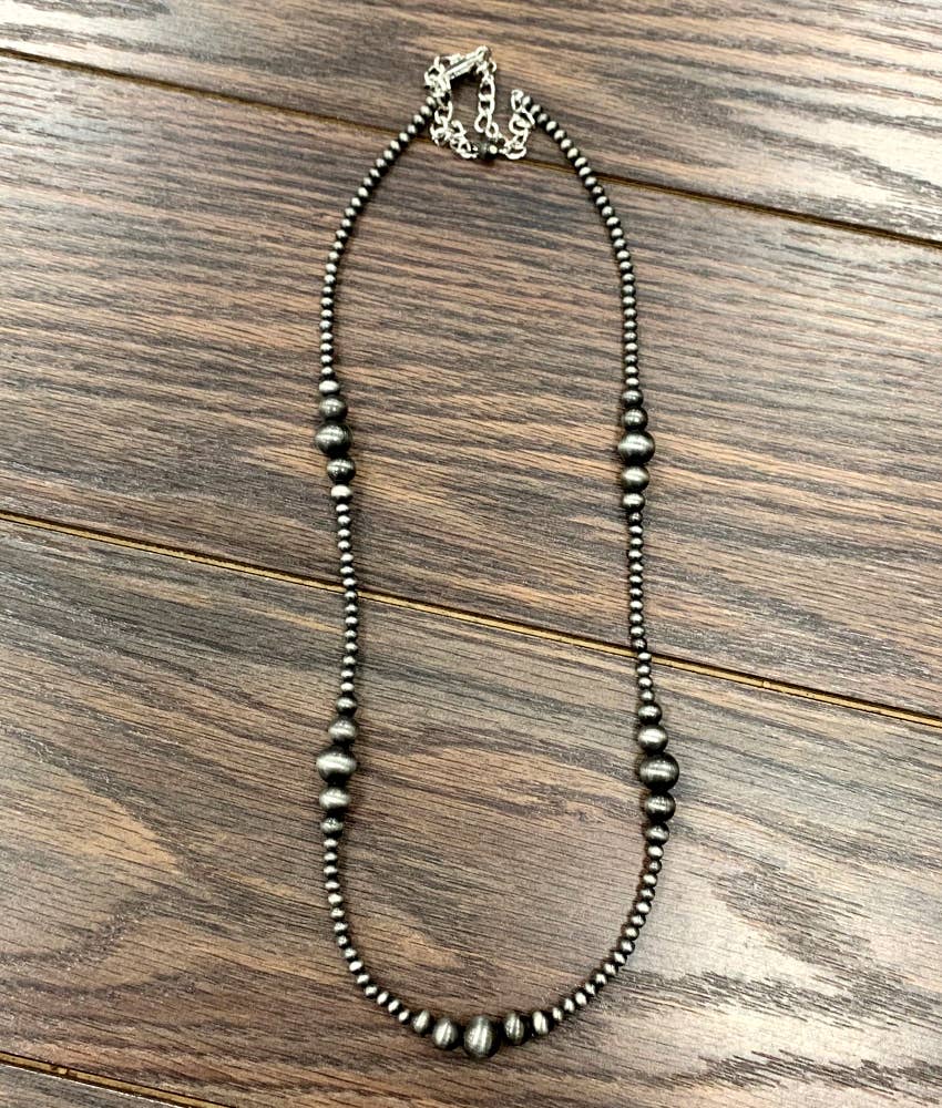 734041, Handmade 22" Clustered Navajo Bead Necklace