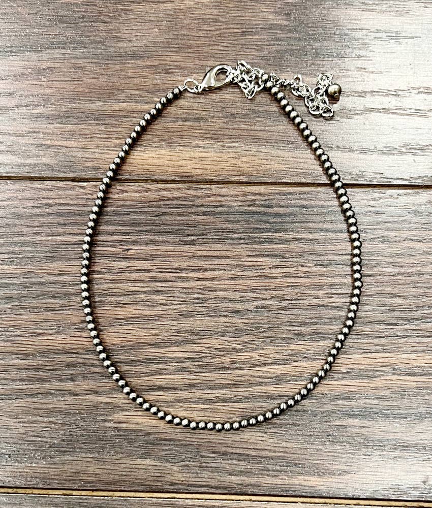 737963, 15" Handmade 4mm Polish Navajo Bead Necklace