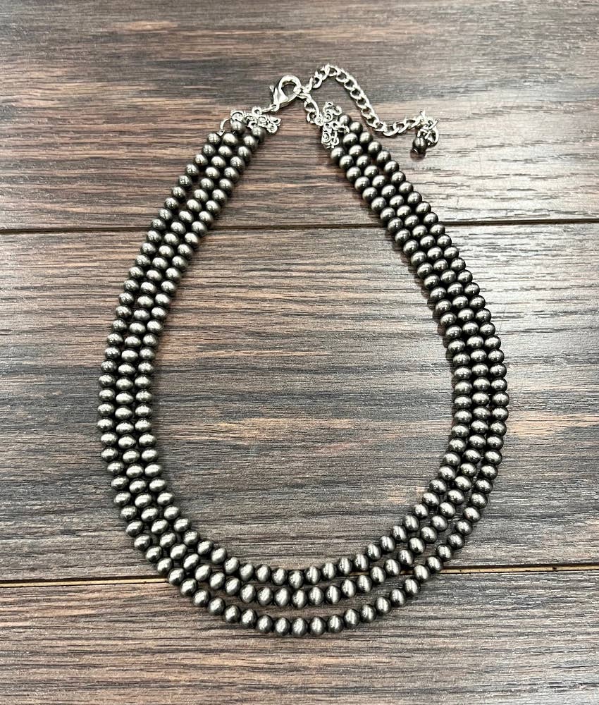 739645, Handmade 18" Navajo Bead Necklace