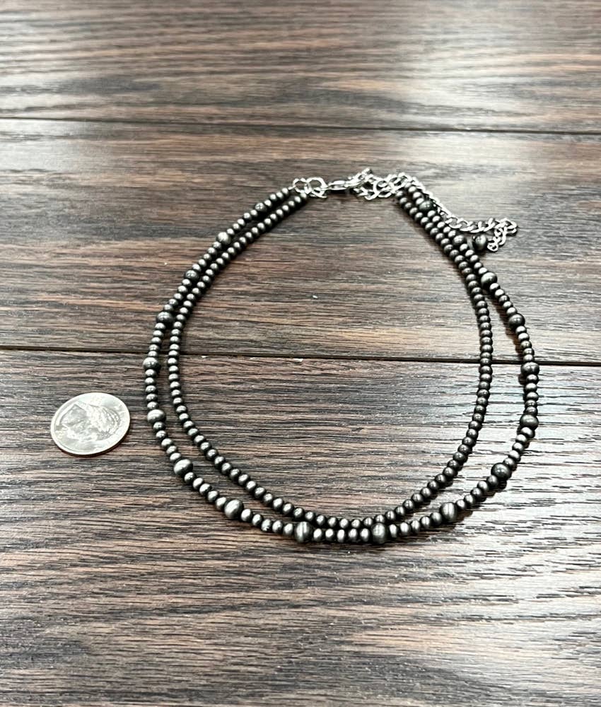 735764, 16" Handmade Navajo Bead Necklace