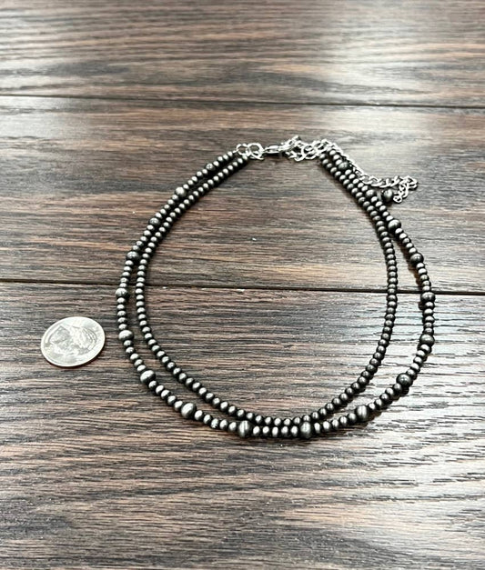 735764, 16" Handmade Navajo Bead Necklace