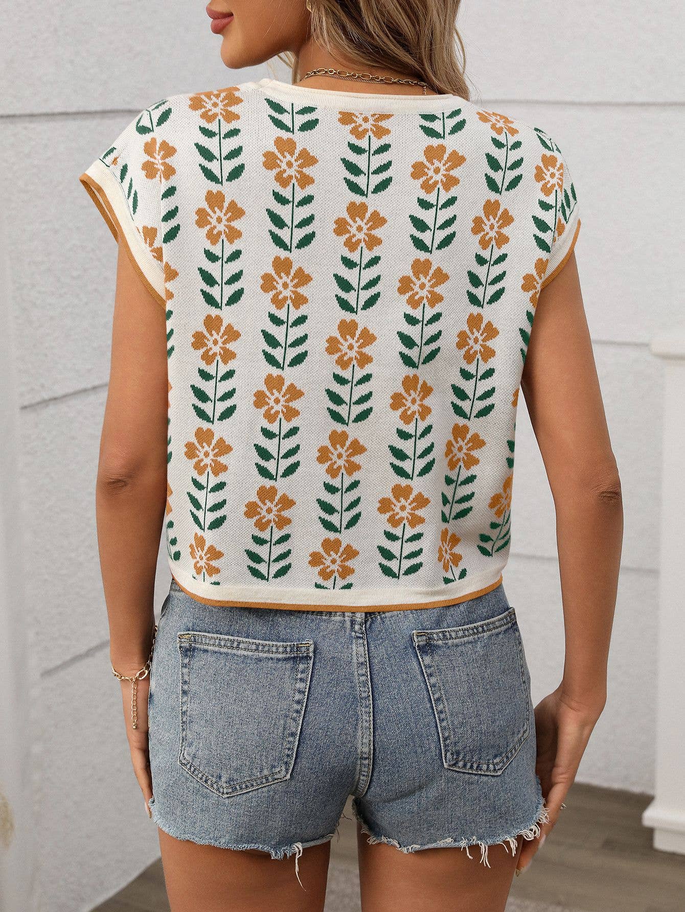 SW1325 Knit Top with Floral Detail