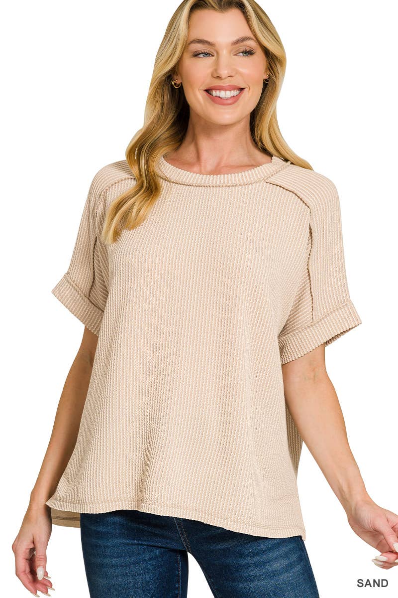 8451 Textured Line Short Cuff Sleeve Raw Edge Top