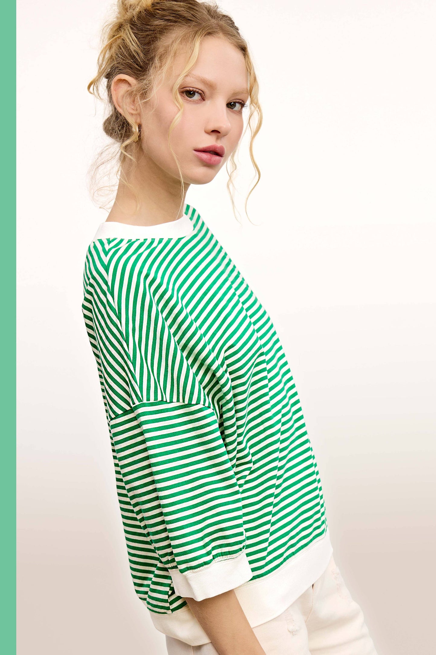 Shits Women’s Loose Fit Striped Short Sleeve Crew Neckline Top MCT7688