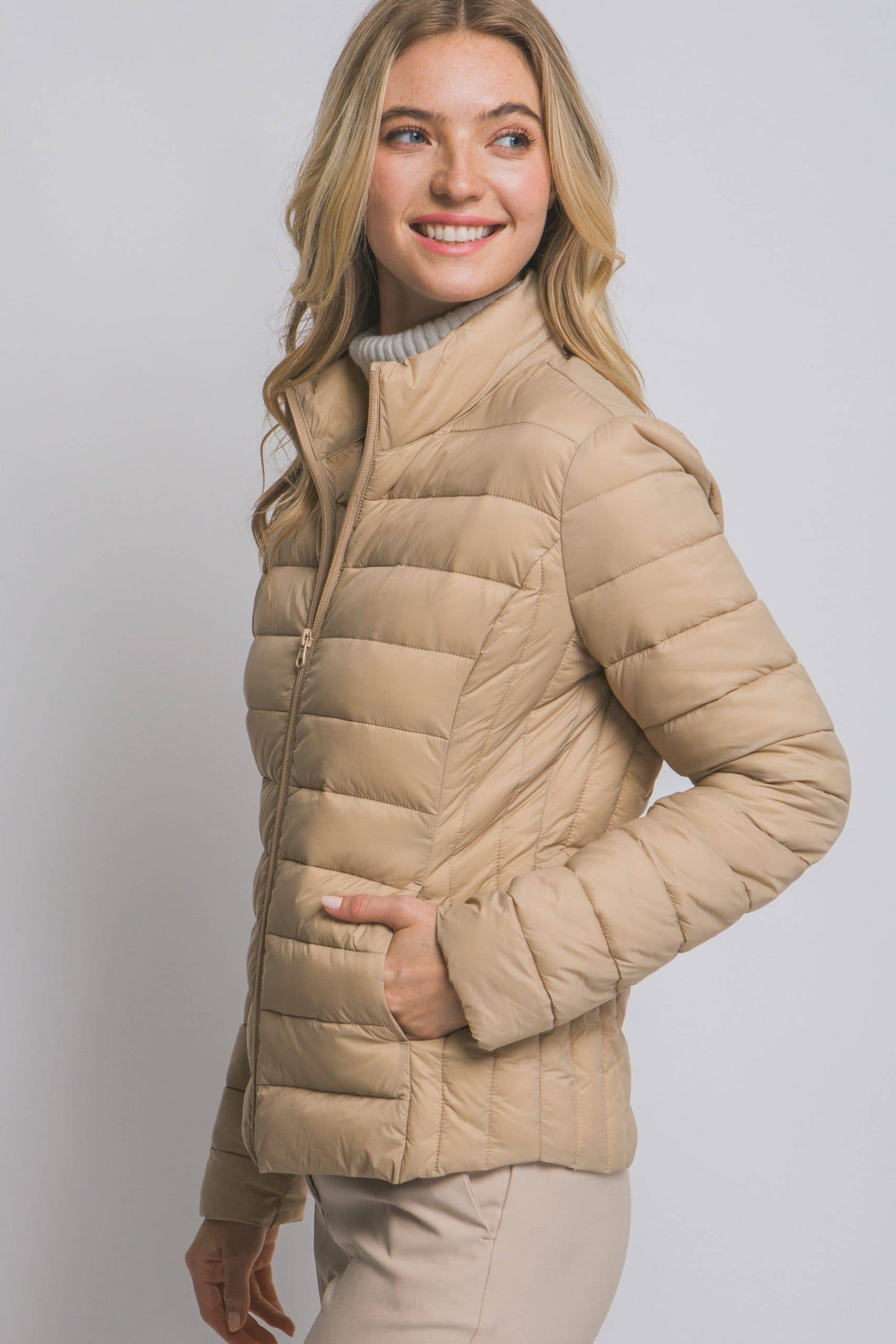 Outerwear Women’s Ultra Lightweight Padded Thermal Zip Up Jacket J8012