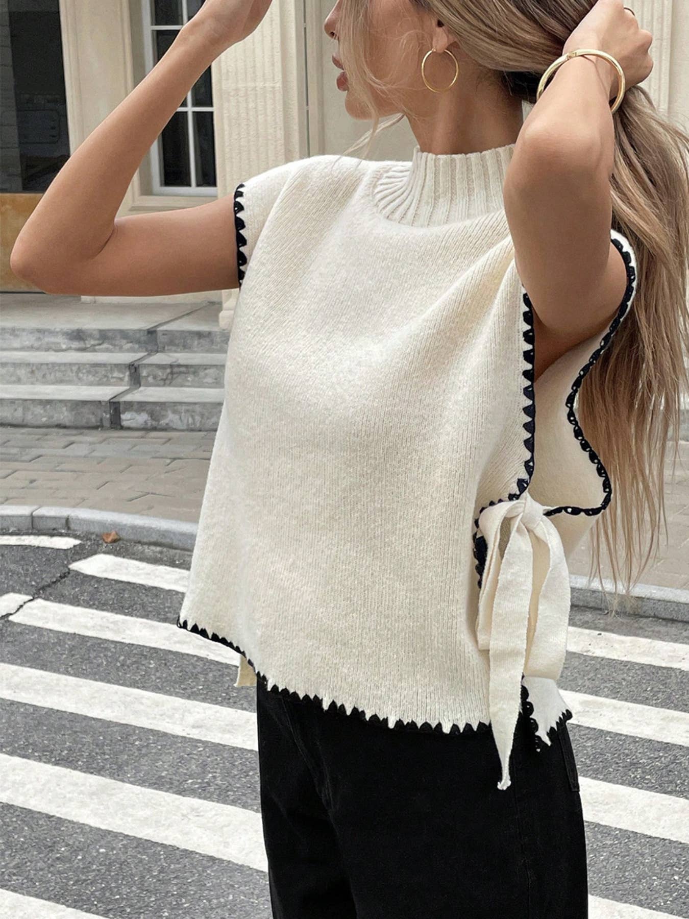 Shirts Women’s Bow Tie Sleeveless Knit Vest SW1302