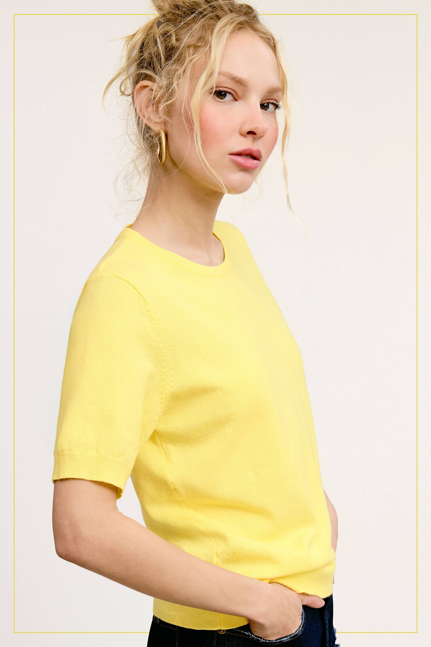 Soft Short Puffy Sleeve Basic Stretchy Knit Top MCS3600
